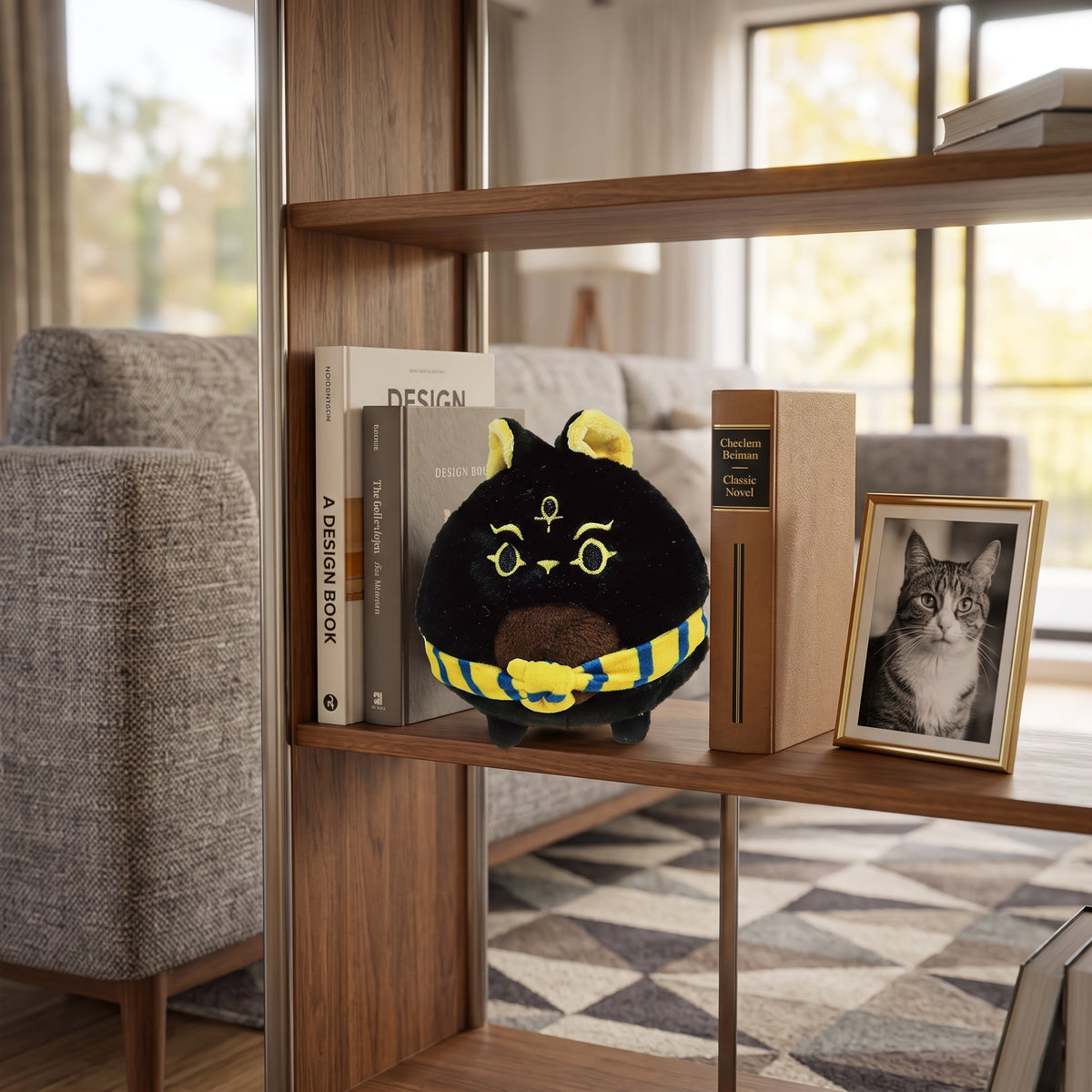 Anubis Squeeze - Anubis-Inspired Squishy Plush Charm