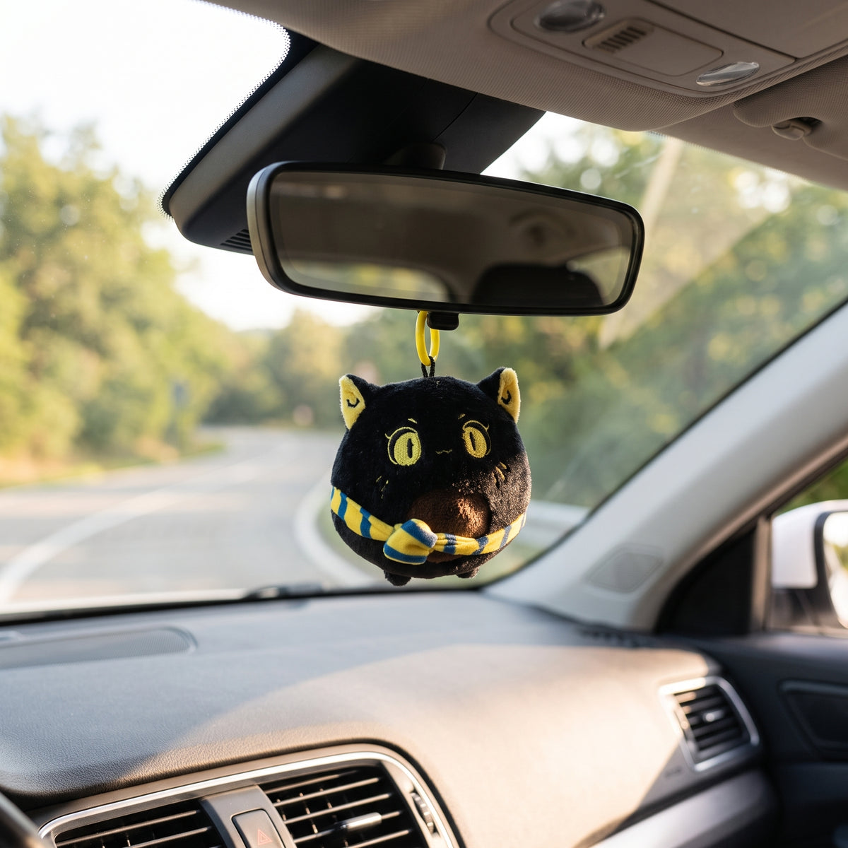 Bastet Squeeze - Bastet-Inspired Squishy Plush Charm