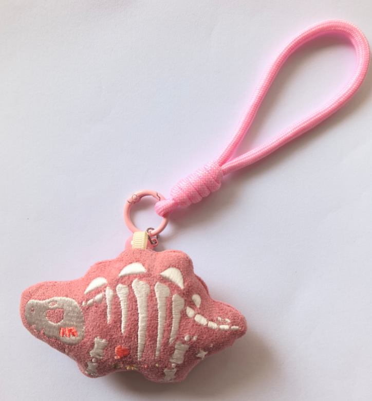 Dinosaur Plush Badge / Fridge Magnet — Stegosaurus