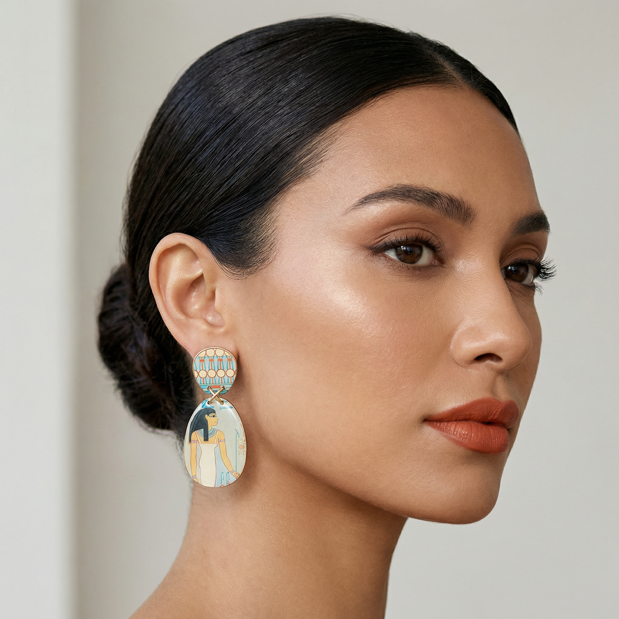 The Met x Lele Sadoughi Tomb of Haremhab Drop Earrings