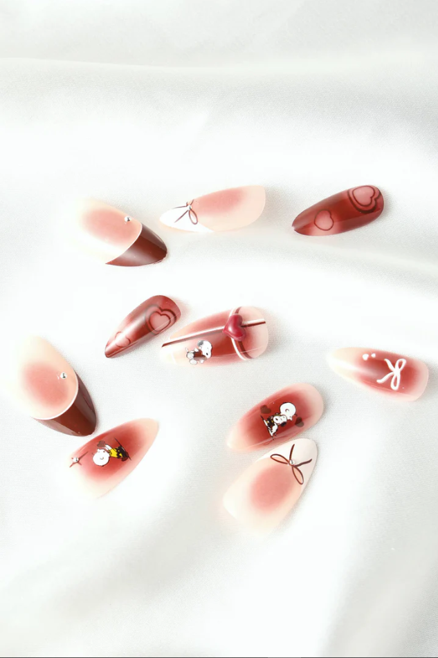 Heart of Snoopy- Almond Press-on Nails