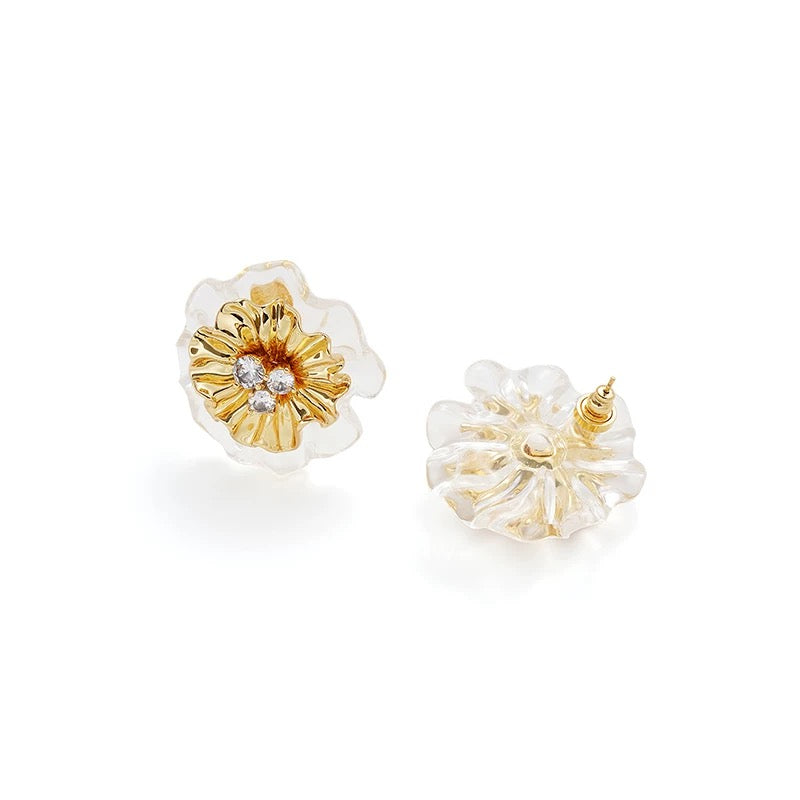 Cereus Petal Stud Earrings detail