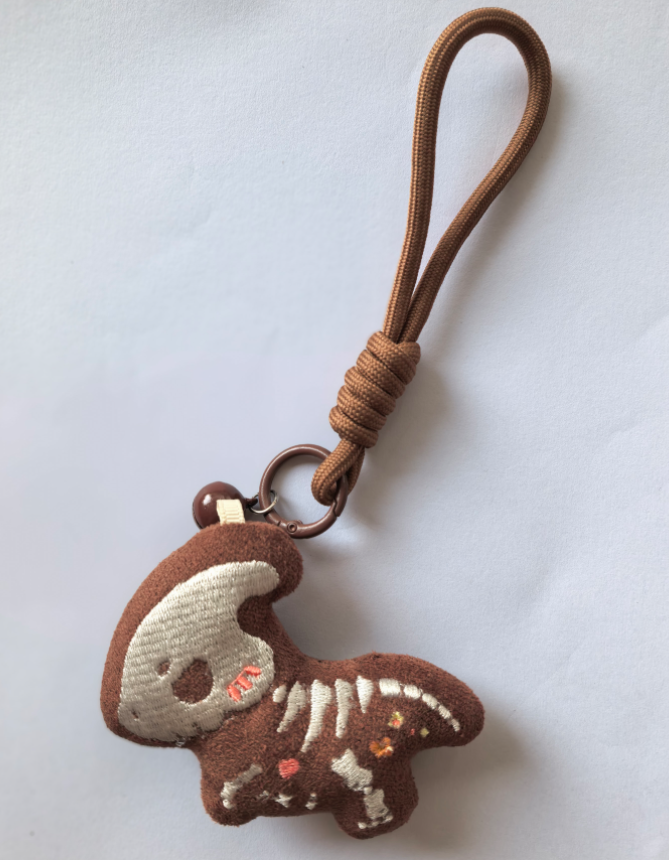 Dinosaur Plush Badge / Fridge Magnet — Saurolophus