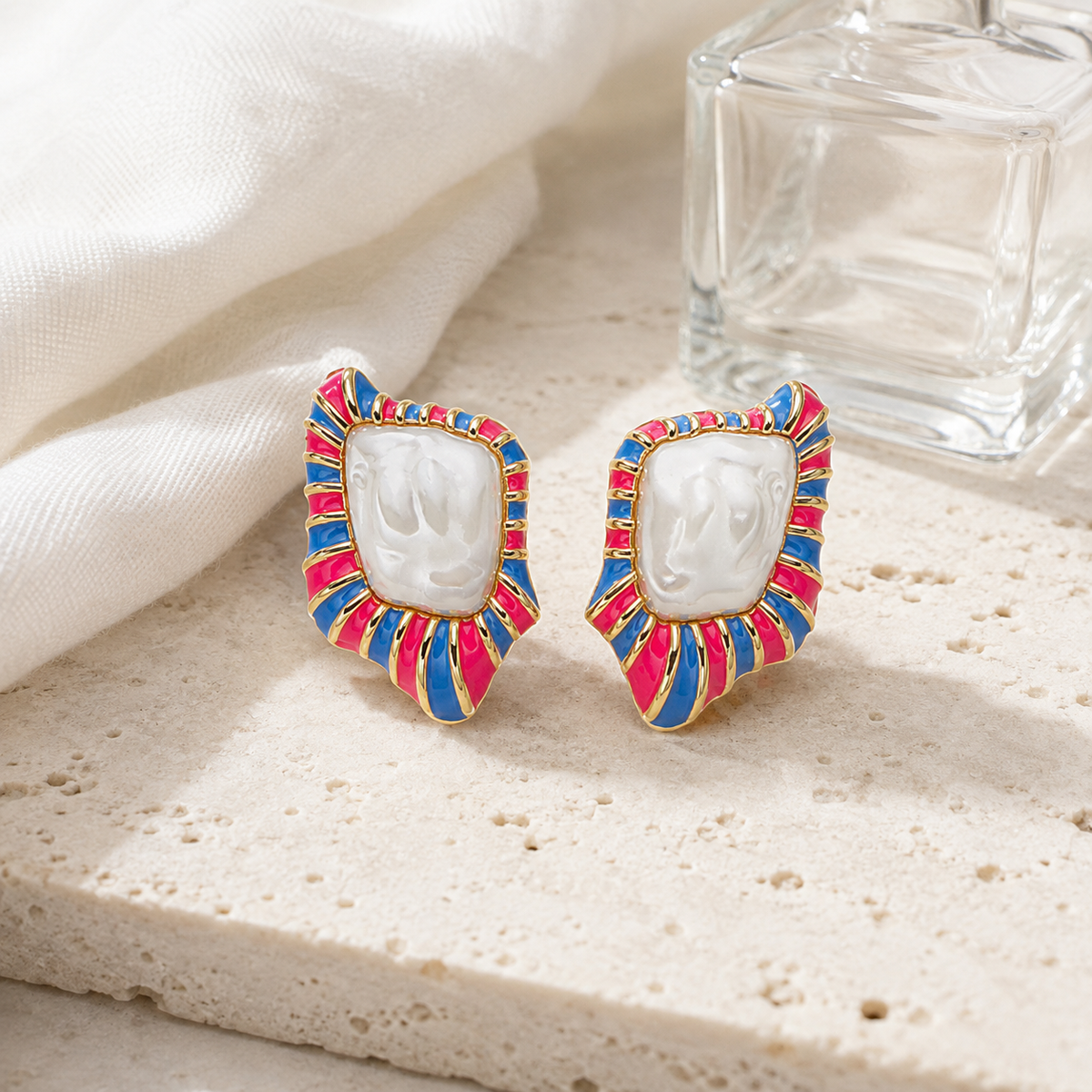Nile Crown Earrings detail