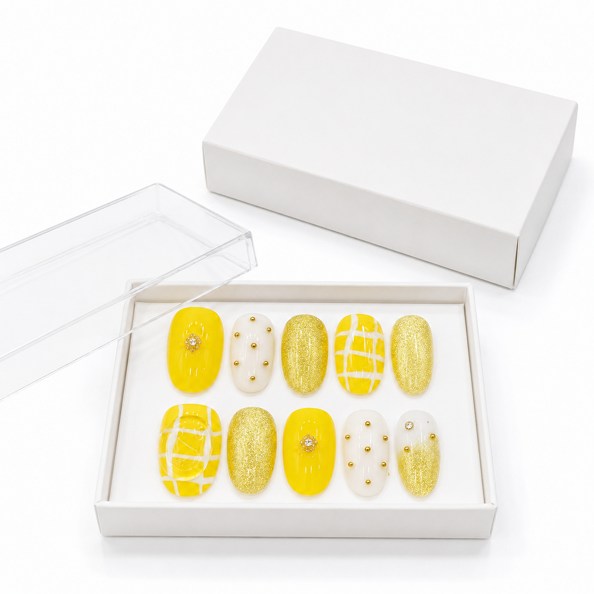 Elizabeth Press-On Nails packaging