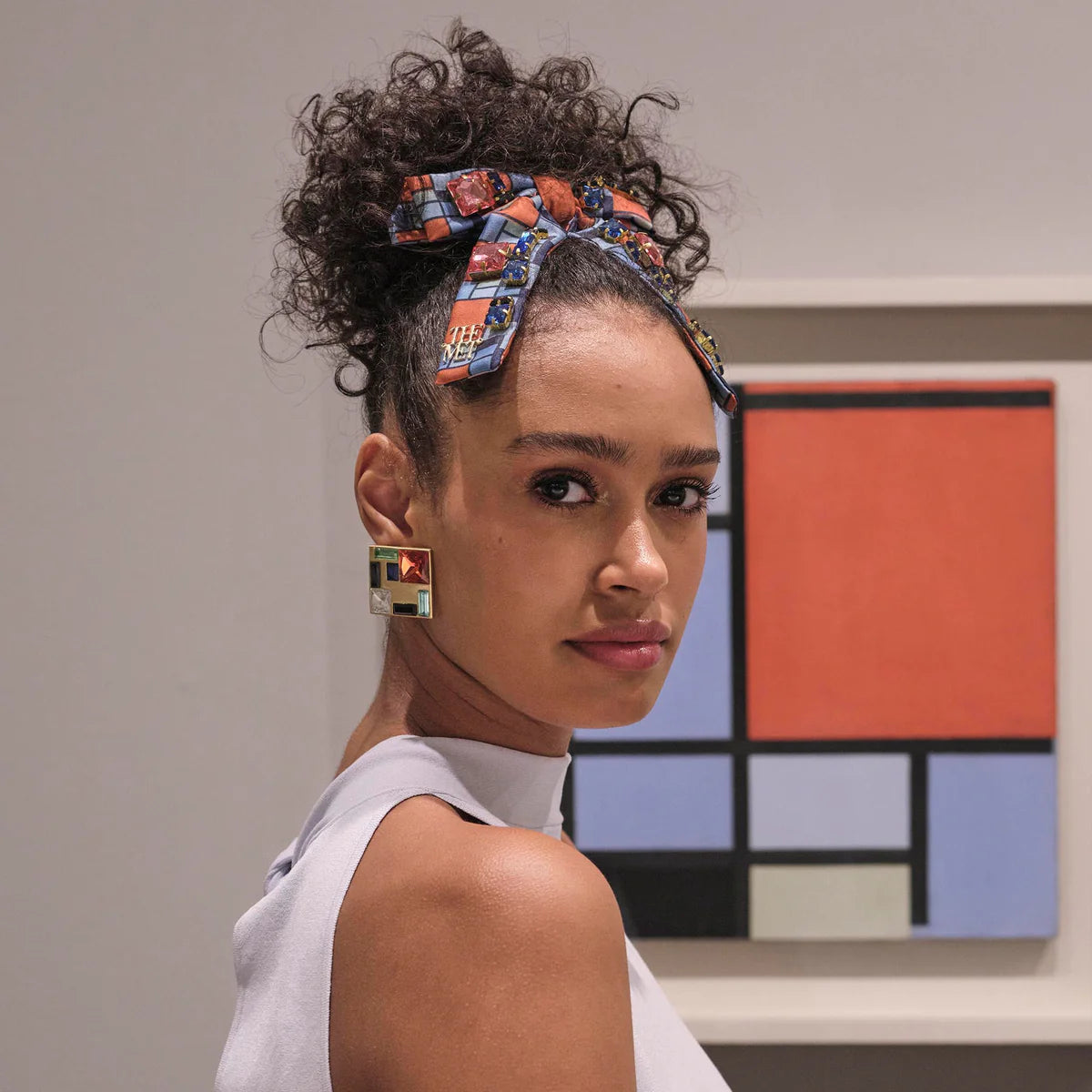 The MET X Lele Mondrian Composition Antoinette Embellished Bow Barrette
